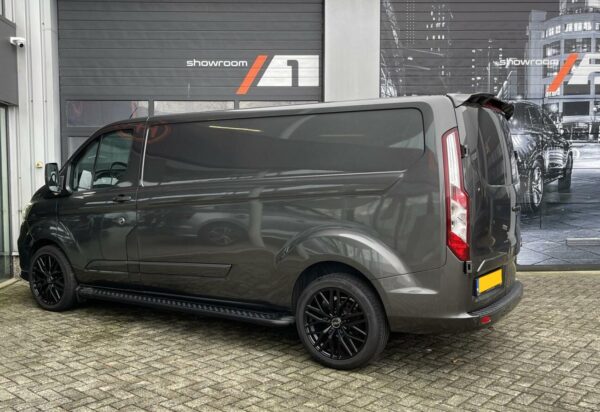 Ford Transit Custom sidesteps